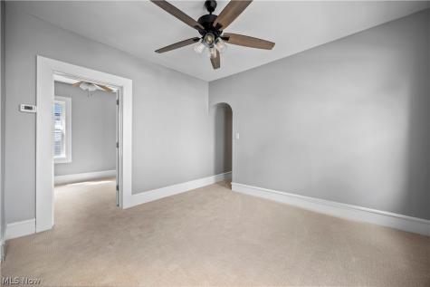 2054 Magee Street Lakewood OH 44107
