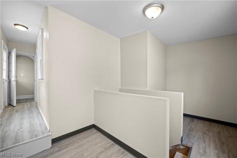 2054 Magee Street Lakewood OH 44107