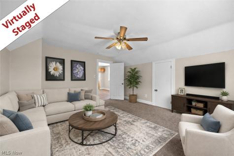 2054 Magee Street Lakewood OH 44107