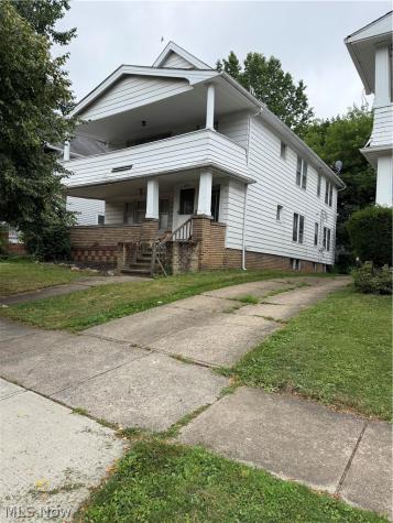1594 Victoria Avenue Lakewood OH 44107