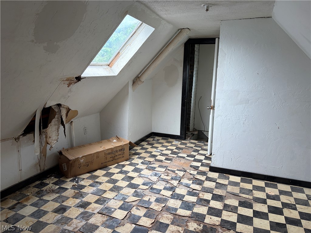 2100 W 95th Street Cleveland OH 44102