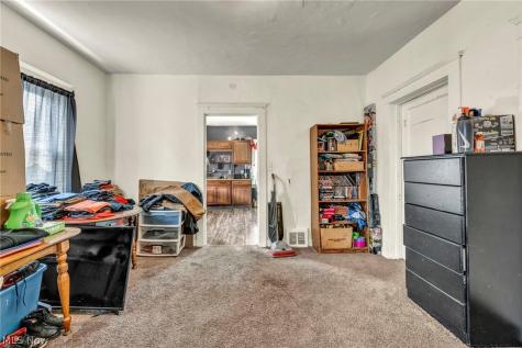 13109 Wilton Avenue Cleveland OH 44135