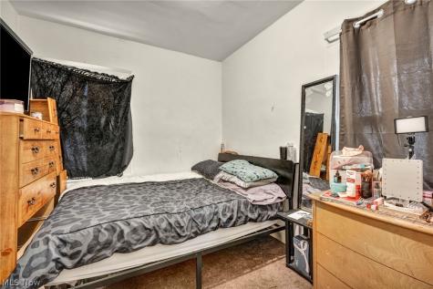 13109 Wilton Avenue Cleveland OH 44135