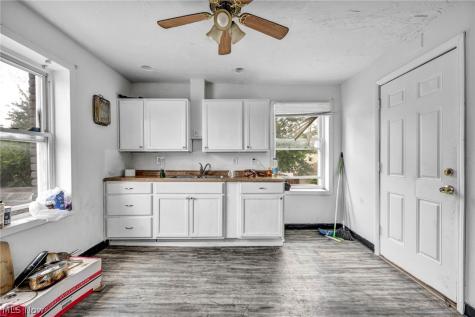13109 Wilton Avenue Cleveland OH 44135