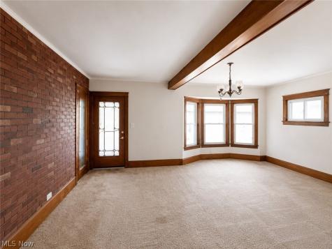9404 Willard Avenue Cleveland OH 44102