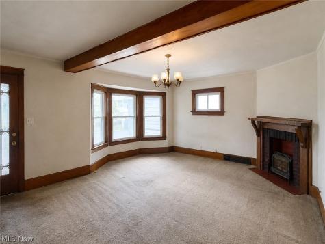 9404 Willard Avenue Cleveland OH 44102