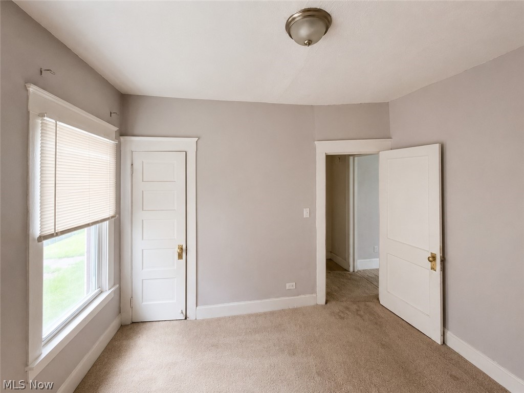 9404 Willard Avenue Cleveland OH 44102