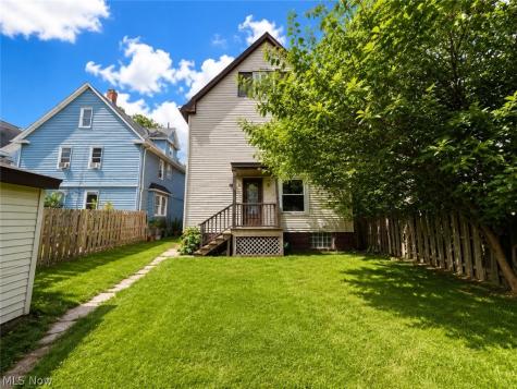 9404 Willard Avenue Cleveland OH 44102