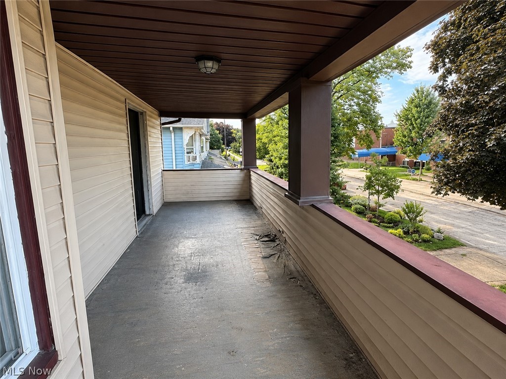 9404 Willard Avenue Cleveland OH 44102