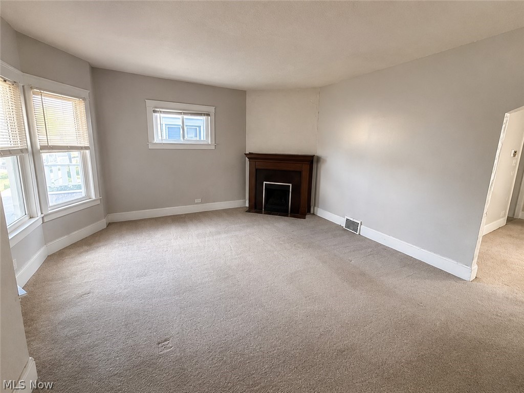 9404 Willard Avenue Cleveland OH 44102