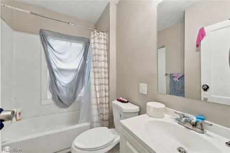 10816 Grandview Avenue Cleveland OH 44104