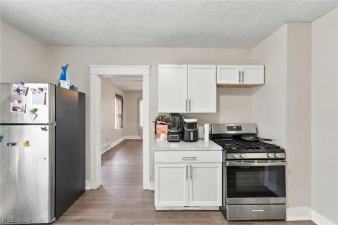 10816 Grandview Avenue Cleveland OH 44104