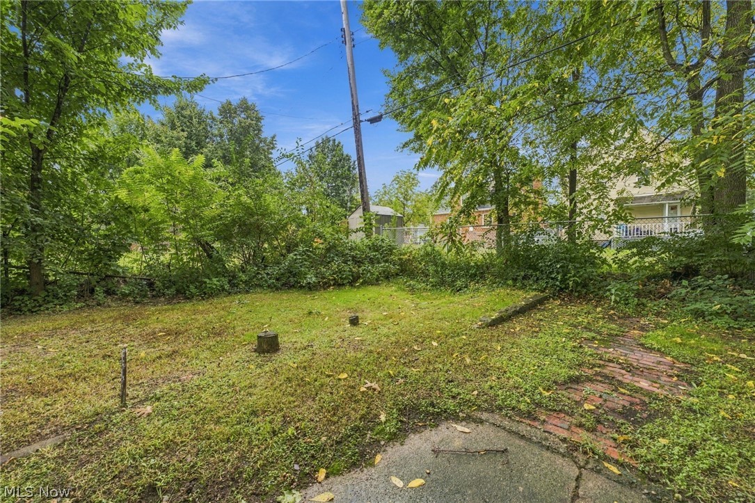 10816 Grandview Avenue Cleveland OH 44104