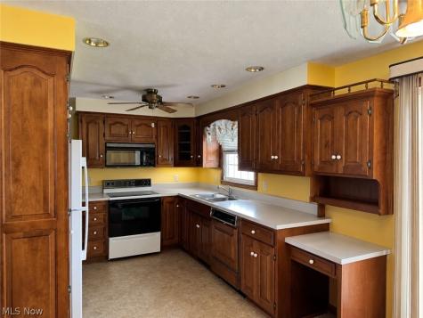 3145 Ventura Circle NW Massillon OH 44646
