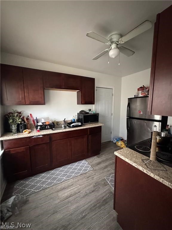 1376 E 139th Street East Cleveland OH 44112