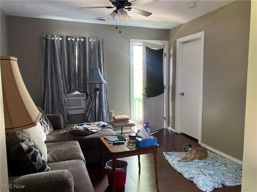 3422 Seymour Avenue Cleveland OH 44113