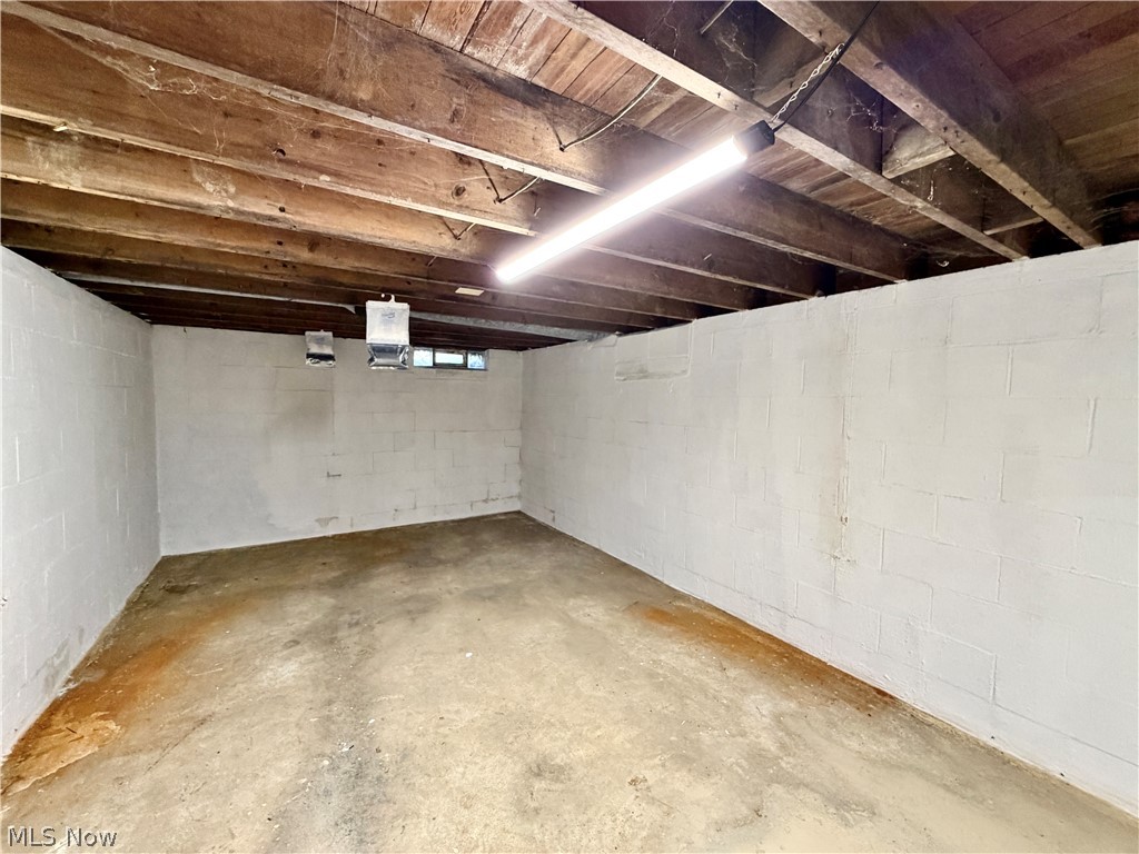 810 Newton Drive Newton Falls OH 44444