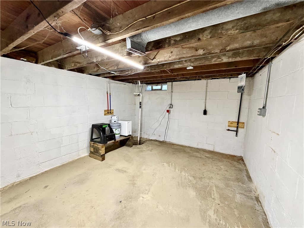 810 Newton Drive Newton Falls OH 44444
