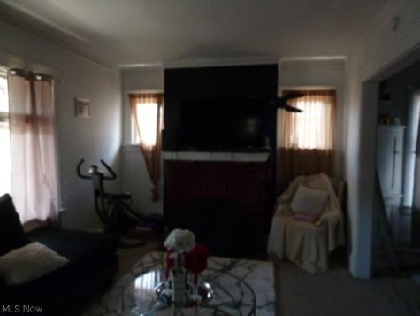 2048 W 99th Street Cleveland OH 44102