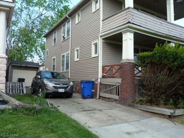 2048 W 99th Street Cleveland OH 44102