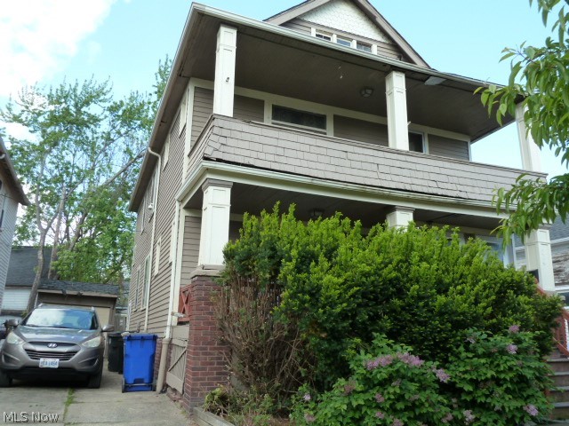 2048 W 99th Street Cleveland OH 44102
