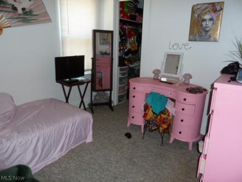 2048 W 99th Street Cleveland OH 44102