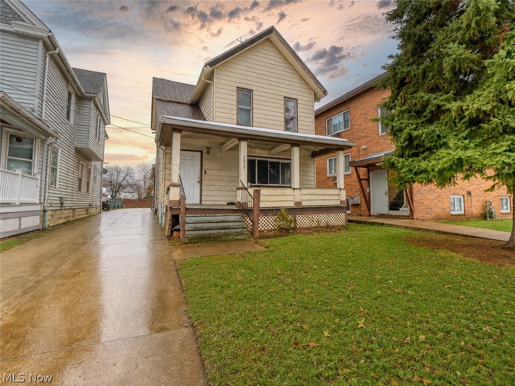 2809 Archwood Avenue Cleveland OH 44109