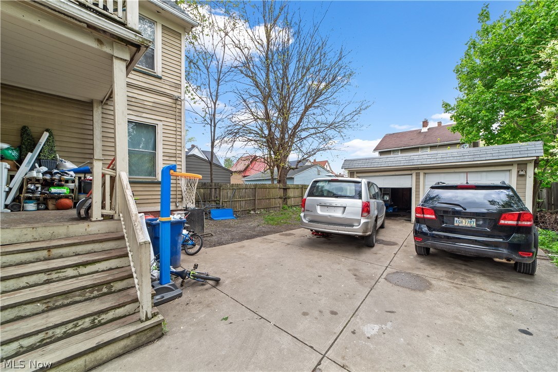 3732 Mack Court Cleveland OH 44109
