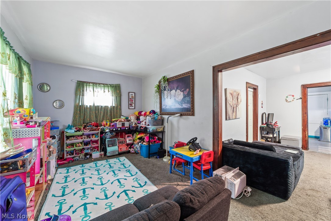 3732 Mack Court Cleveland OH 44109