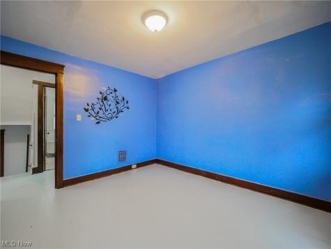 14809 Hilliard Road Lakewood OH 44107