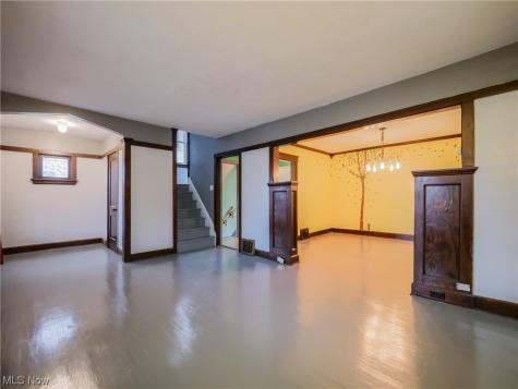 14809 Hilliard Road Lakewood OH 44107