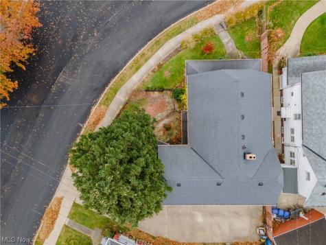 14809 Hilliard Road Lakewood OH 44107