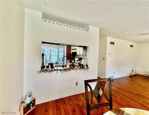 3160 Dewalt Drive Akron OH 44312