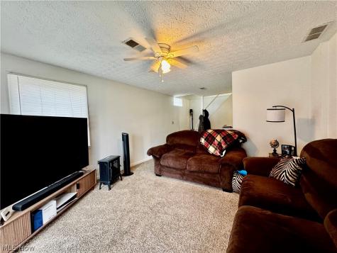 3160 Dewalt Drive Akron OH 44312