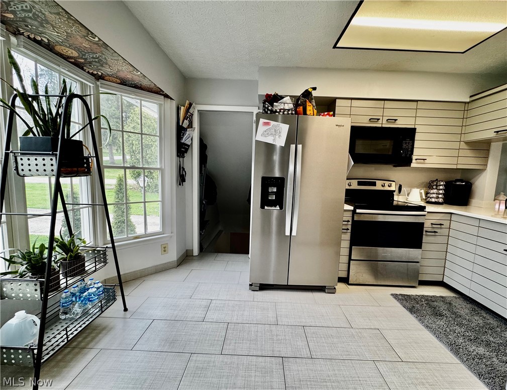 3160 Dewalt Drive Akron OH 44312