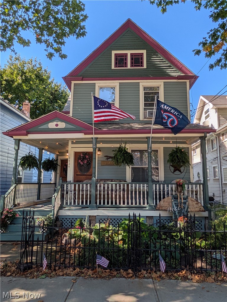 2424 W 10th Street Cleveland OH 44113