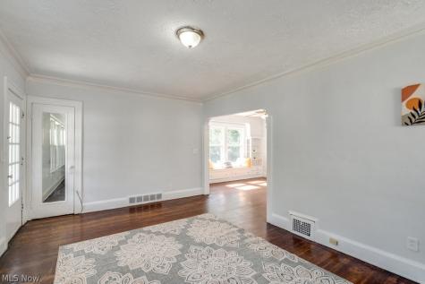 15711 Grovewood Avenue Cleveland OH 44110
