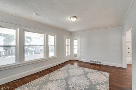15711 Grovewood Avenue Cleveland OH 44110