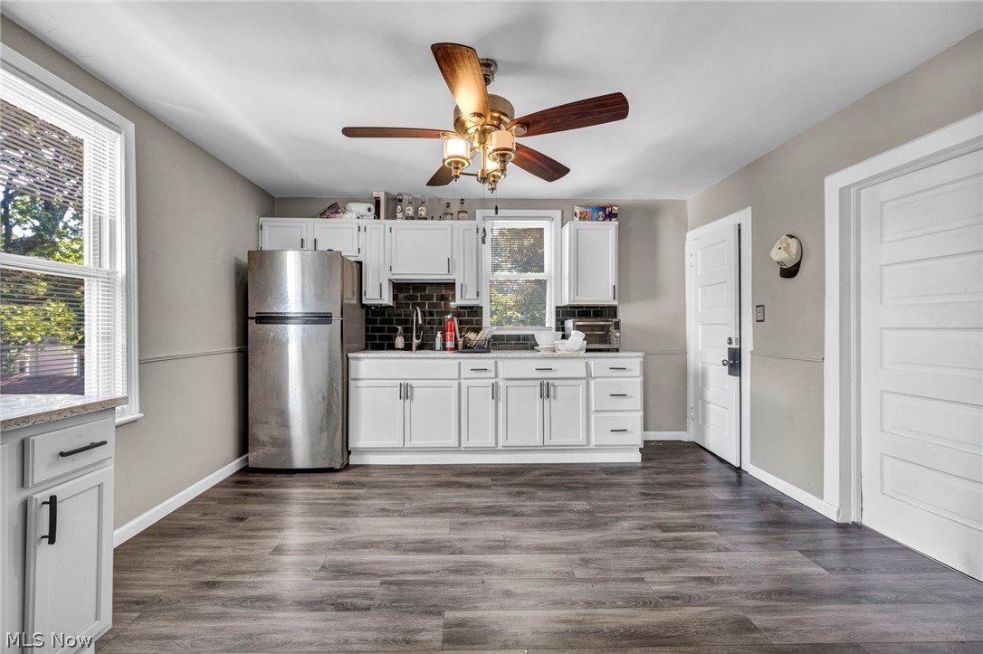 1559 Hopkins Avenue Lakewood OH 44107