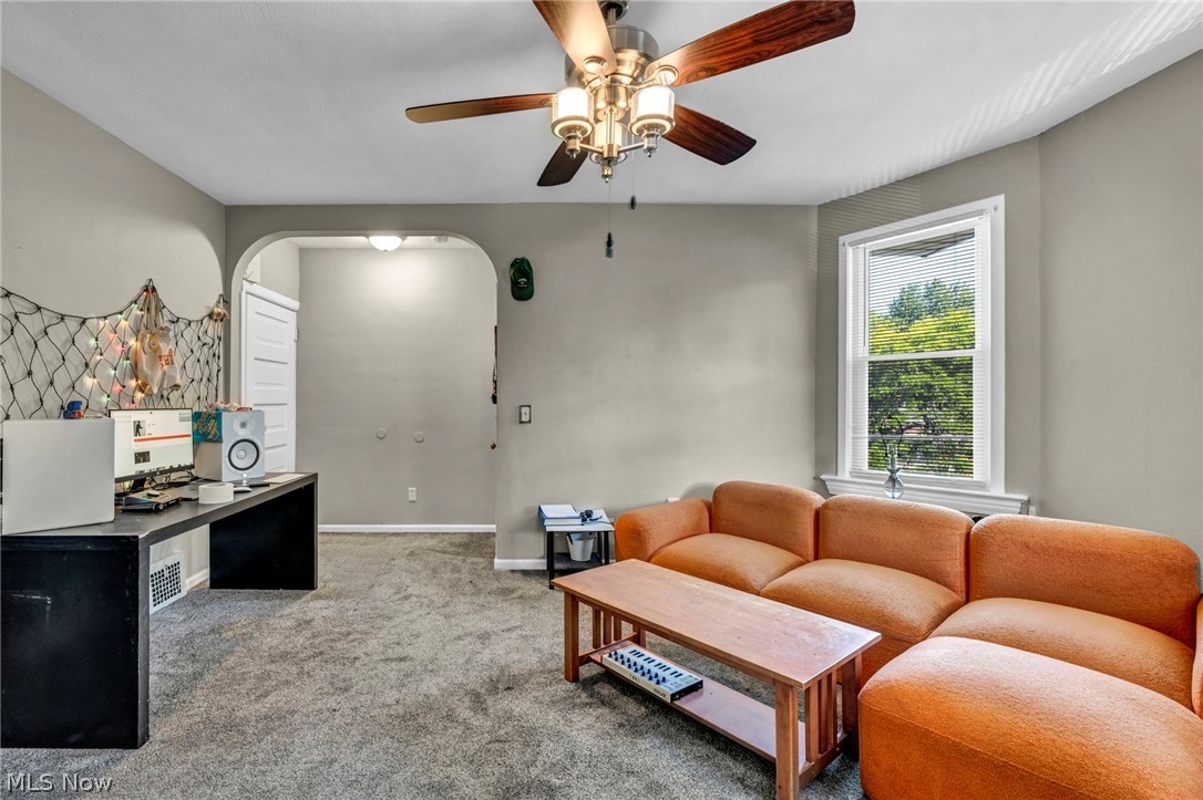 1559 Hopkins Avenue Lakewood OH 44107