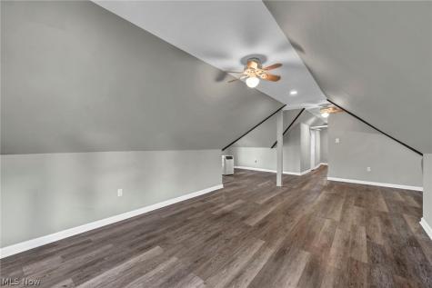 1559 Hopkins Avenue Lakewood OH 44107