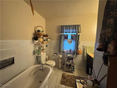 3544 E 110th Street Cleveland OH 44105