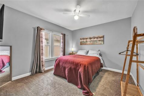 2066 Bunts Road Lakewood OH 44107