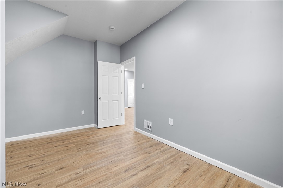 3929 Riverside Avenue Cleveland OH 44109