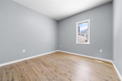 3929 Riverside Avenue Cleveland OH 44109
