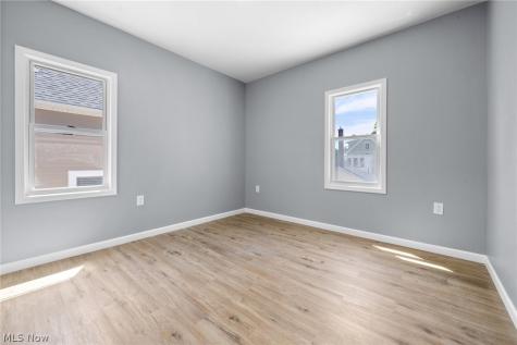 3929 Riverside Avenue Cleveland OH 44109