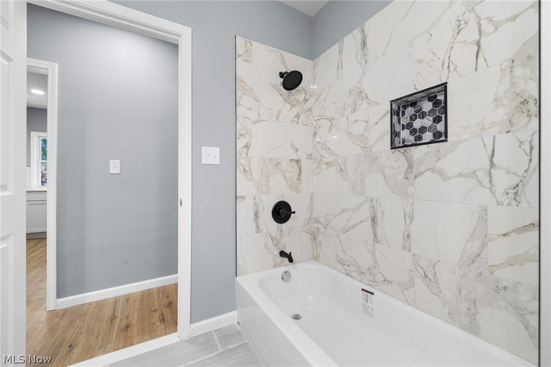3929 Riverside Avenue Cleveland OH 44109