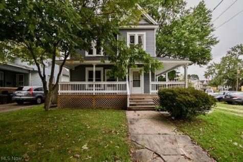 724/726 Amherst Road NE Massillon OH 44646