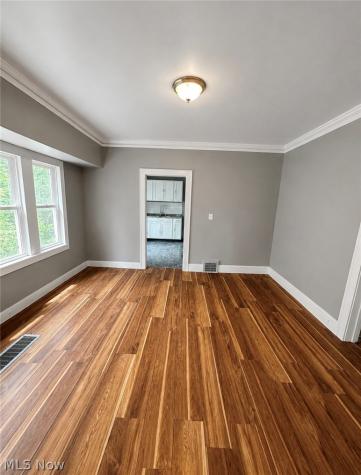 9901 Heath Avenue Cleveland OH 44104
