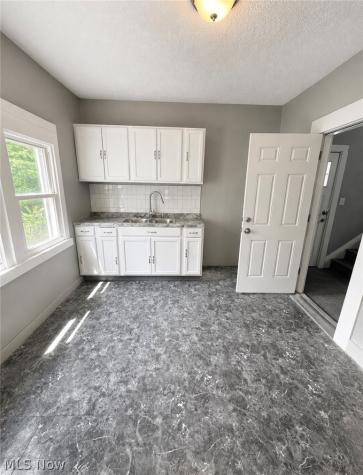 9901 Heath Avenue Cleveland OH 44104